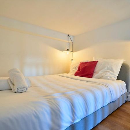 Bright 3-Bedroom 2-Bathroom Flat. Лилль Экстерьер фото