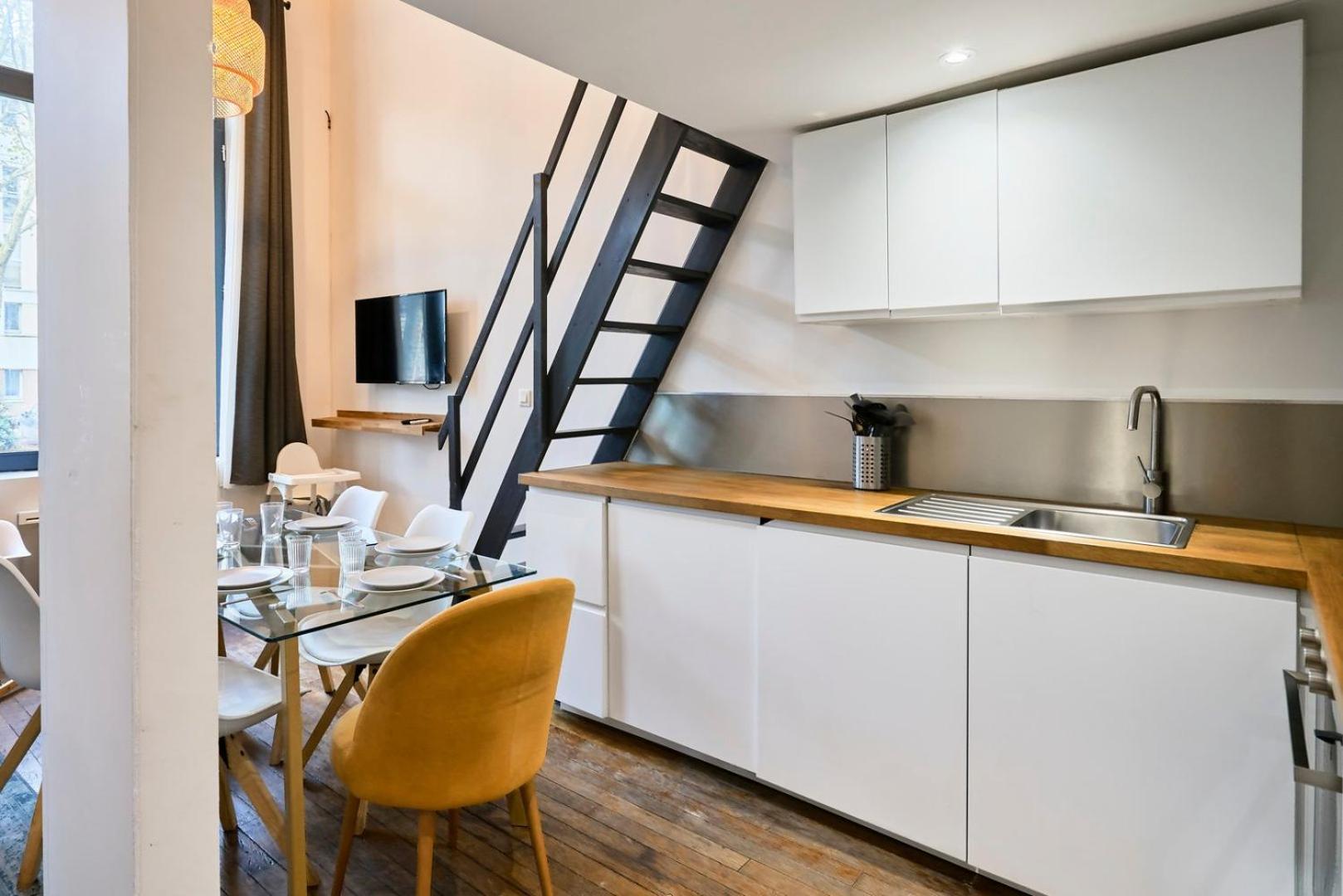 Bright 3-Bedroom 2-Bathroom Flat. Лилль Экстерьер фото