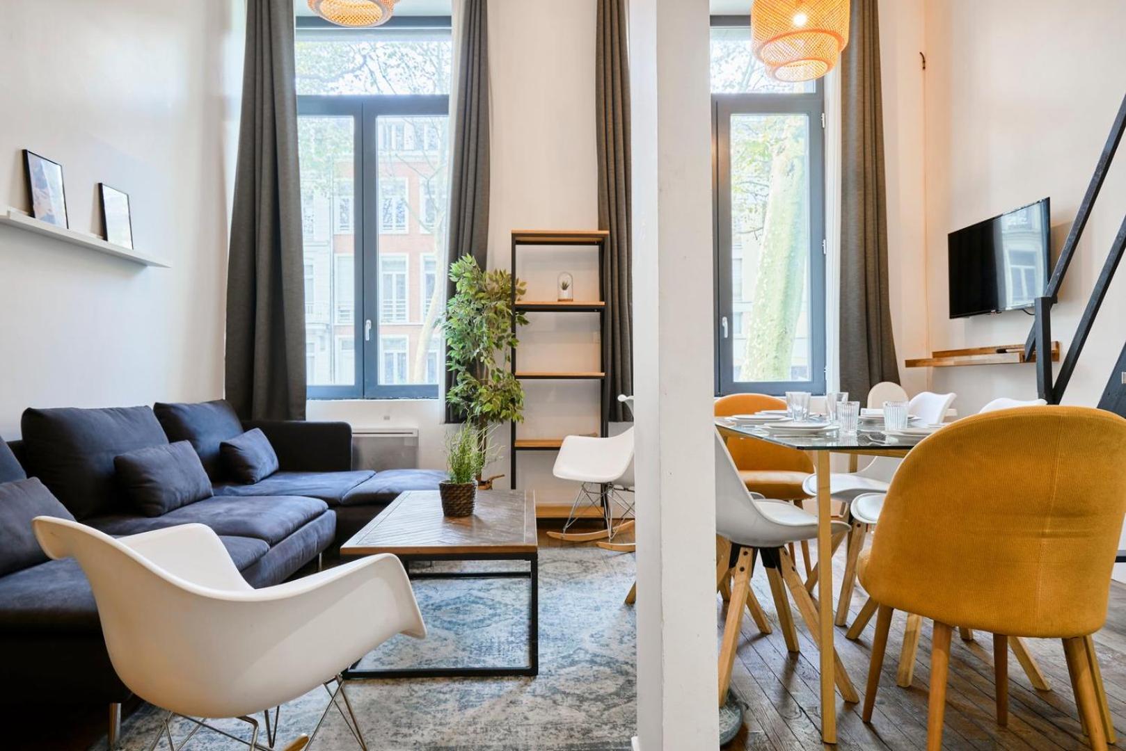 Bright 3-Bedroom 2-Bathroom Flat. Лилль Экстерьер фото